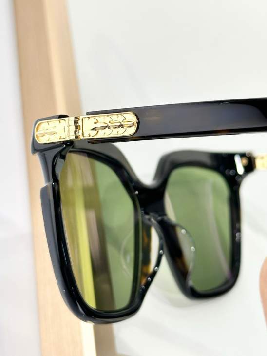 Picture of Chrome Hearts Sunglasses _SKUfw71074601fw
